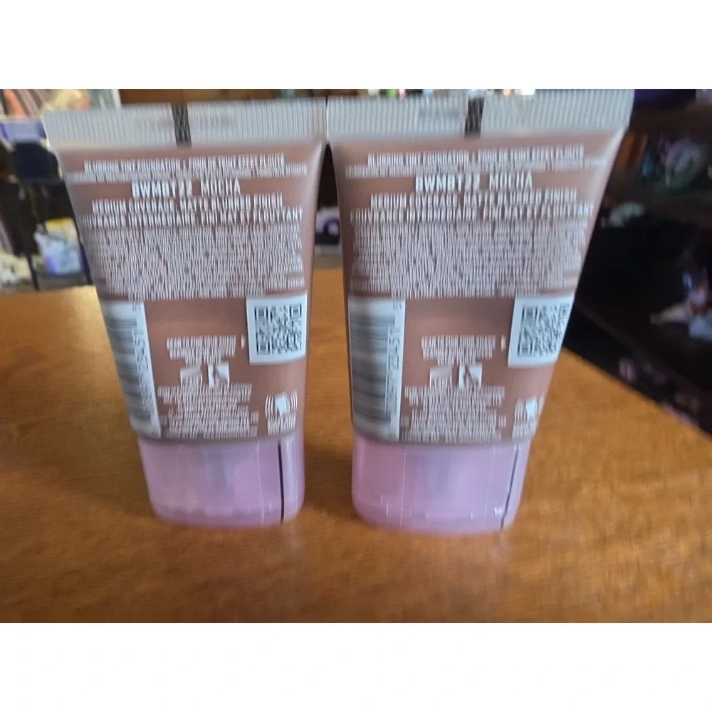 Lot Of 2 NYX PROFESSIONAL BARE With Me BLUR‎ Skin Tint Foundation 22: MOCHA